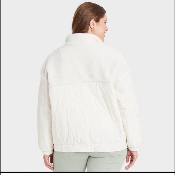 Universal Thread Women’s Cream Sherpa fuzzy full zip quilted Jacket NWT SZ XS - Picture 5 of 5